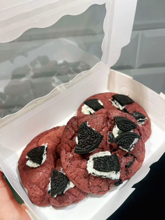 Velvet Oreo bites